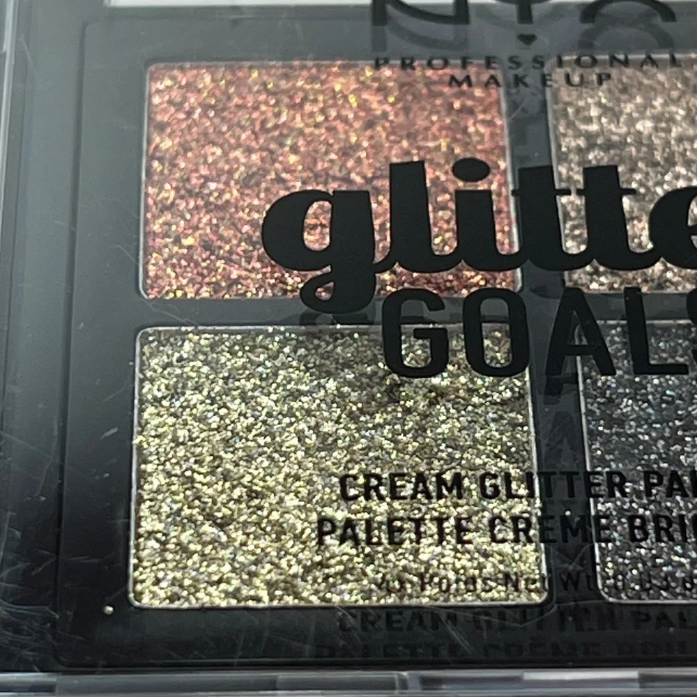 NYX Glitter Goals Palette
